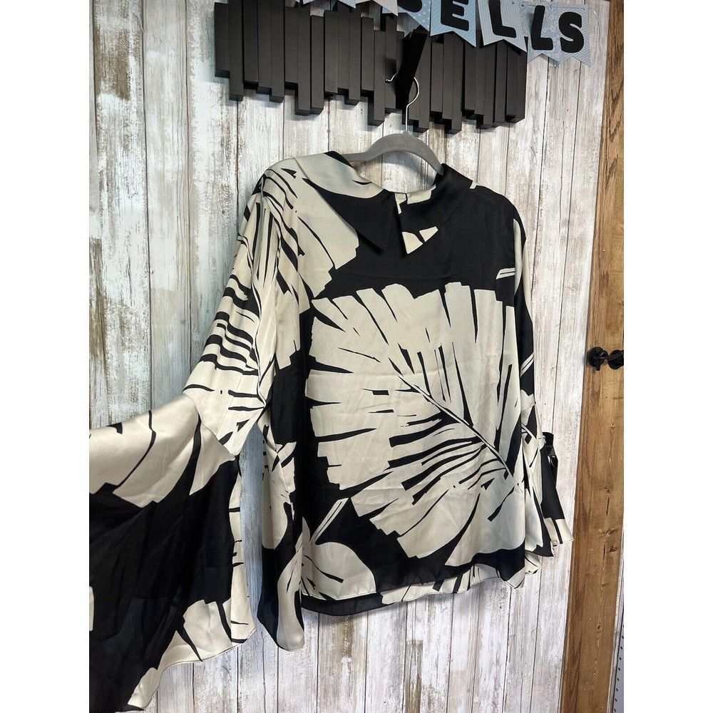 Dennis By Dennis Basso White And Black Print Blouse‎  Size 16 - Gorgeous!